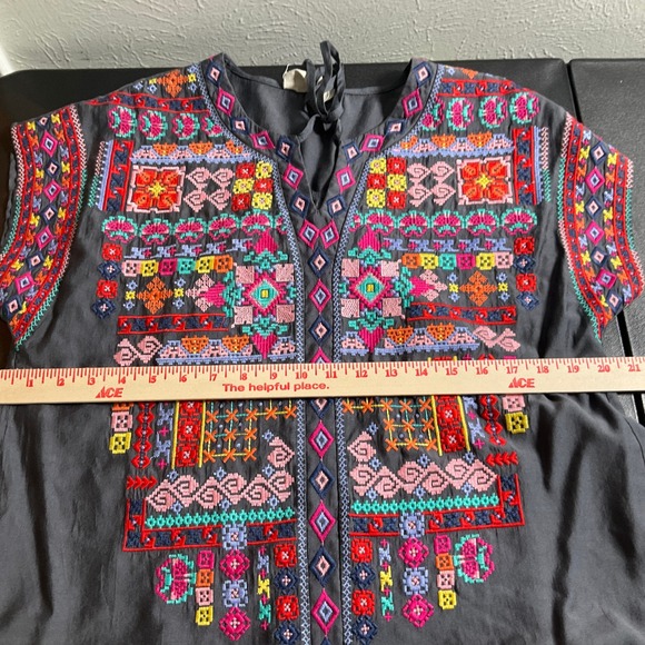 Savanna Jane Top Sz S Embroidered Blouse Gray‎ Colorful Bohemian Festival Tassel - Picture 6 of 8